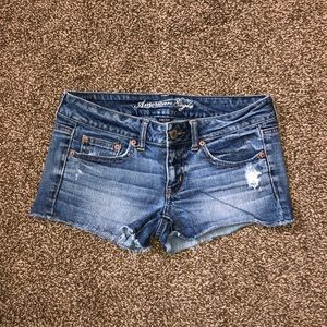 American Eagle jean shorts size 6